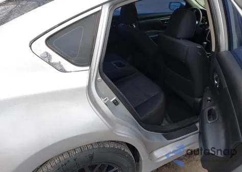 2017 Nissan Altima 2.5 S z USA, uszkodzony, nr VIN 1N4AL3AP8HN327503